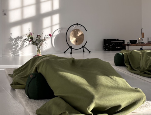 Flowing Annika - Bildungsurlaub Stressreduktion durch Yoga- und Entspannungstechniken zur Integration i.d. Berufsalltag