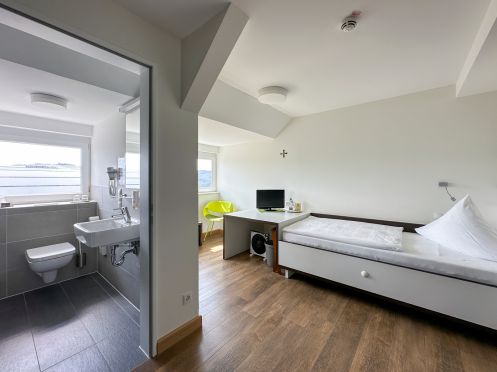 GBG Gesellschaft für ganzheitliche Persönlichkeitsentwicklung und betriebliche Gesundheitsförderung GmbH - Bildungsurlaub Fasten, Detox, Yoga, Wandern und Stressbewältigung in Theorie und Praxis
