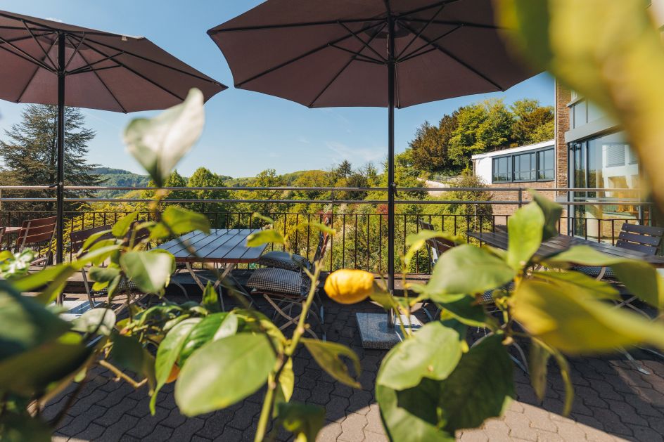 GBG Gesellschaft für ganzheitliche Persönlichkeitsentwicklung und betriebliche Gesundheitsförderung GmbH - Bildungsurlaub Fasten, Detox, Yoga, Wandern und Stressbewältigung in Theorie und Praxis