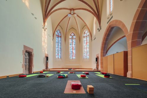 GBG Gesellschaft für ganzheitliche Persönlichkeitsentwicklung und betriebliche Gesundheitsförderung GmbH - Bildungsurlaub Fasten, Detox, Yoga, Wandern und Stressbewältigung in Theorie und Praxis