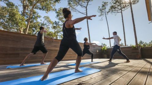 B.I.E.K. - Bildungsurlaub Ride the Wave – Yoga, Surfen und innere Stärke – Surfschule Wangerooge