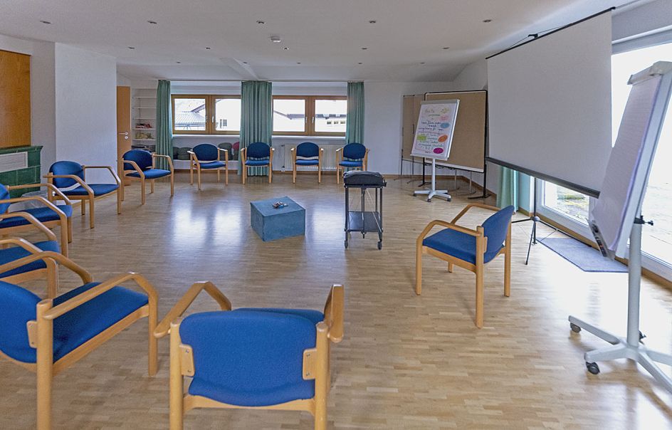 Odenwald-Institut der Karl Kübel Stiftung - Bildungsurlaub Arbeit und Leben in Einklang bringen – Verbindung, Sinn und Handlungsspielraum bewusst stärken