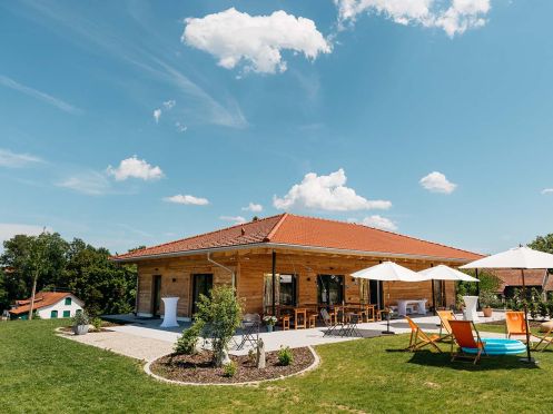 Natürlich Yoga - Bildungsurlaub Resilienz stärken: Yoga & basische Ernährung im Landhotel Hallnberg nahe Erding