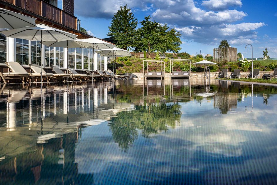 Natürlich Yoga - Bildungsurlaub Resilienter im Berufsalltag mit sanftem Yoga & Meditation  im 4 * Wellnesshotel Lindenwirt