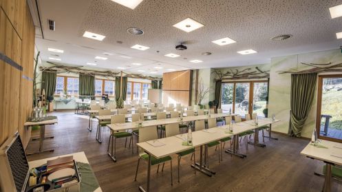 Natürlich Yoga - Bildungsurlaub Mehr Resilienz mit sanftem Yoga & Meditation im 4* Wellnesshotel in den bayr.  Alpen