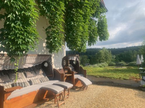 Natürlich Yoga - Bildungsurlaub Resilienter im Berufsalltag mit sanftem Yoga, Atemübungen & Meditation  im 4 Sterne Wellnesshotel im Westerwald