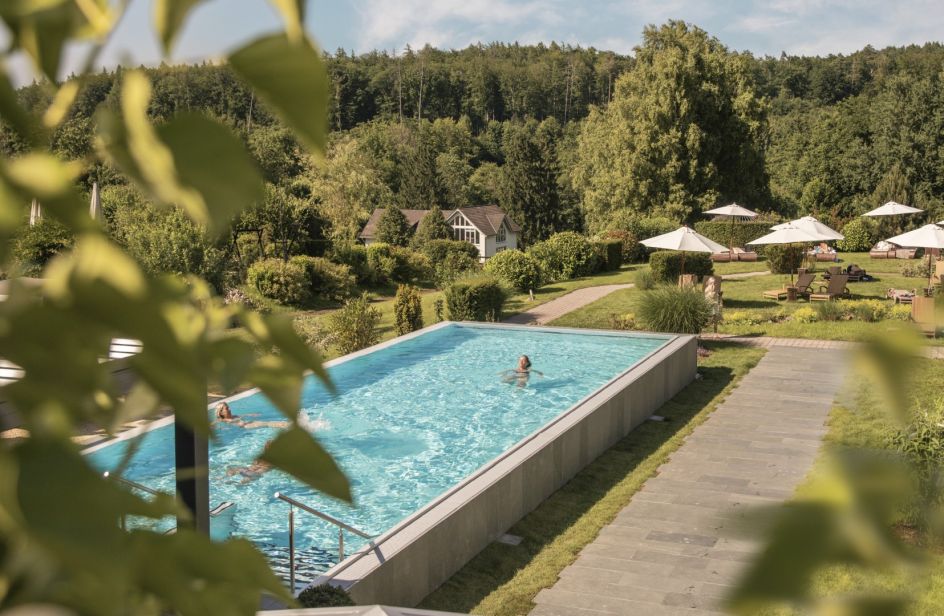 Natürlich Yoga - Bildungsurlaub Mehr Resilienz im Berufsalltag mit Atemübungen, Yoga  & Meditation  im 4 Sterne Wellnesshotel im Westerwald