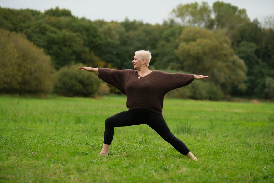 Rückenschule & Yoga Bremen - Bildungsurlaub Bildungurlaub 2027/ Kraftvoll – Yoga und Resilienztraining für Frauen in der Lebensmitte