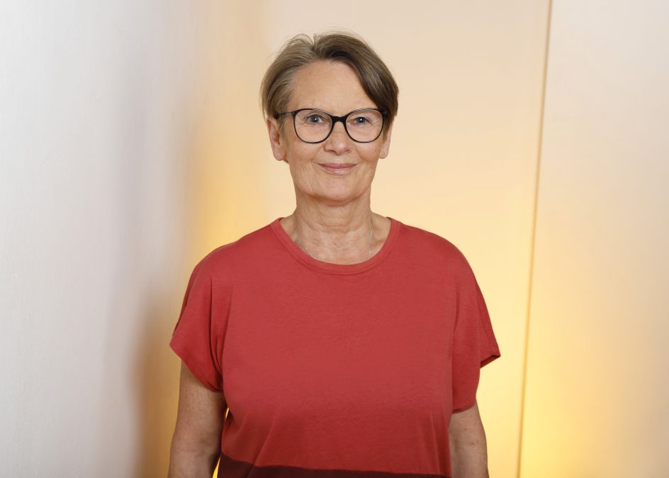Rückenschule & Yoga Bremen - Bildungsurlaub Bildungdurlaub 2027 / KörperBalance & Resilienz durch Yoga – Nacken und Kiefer entspannen