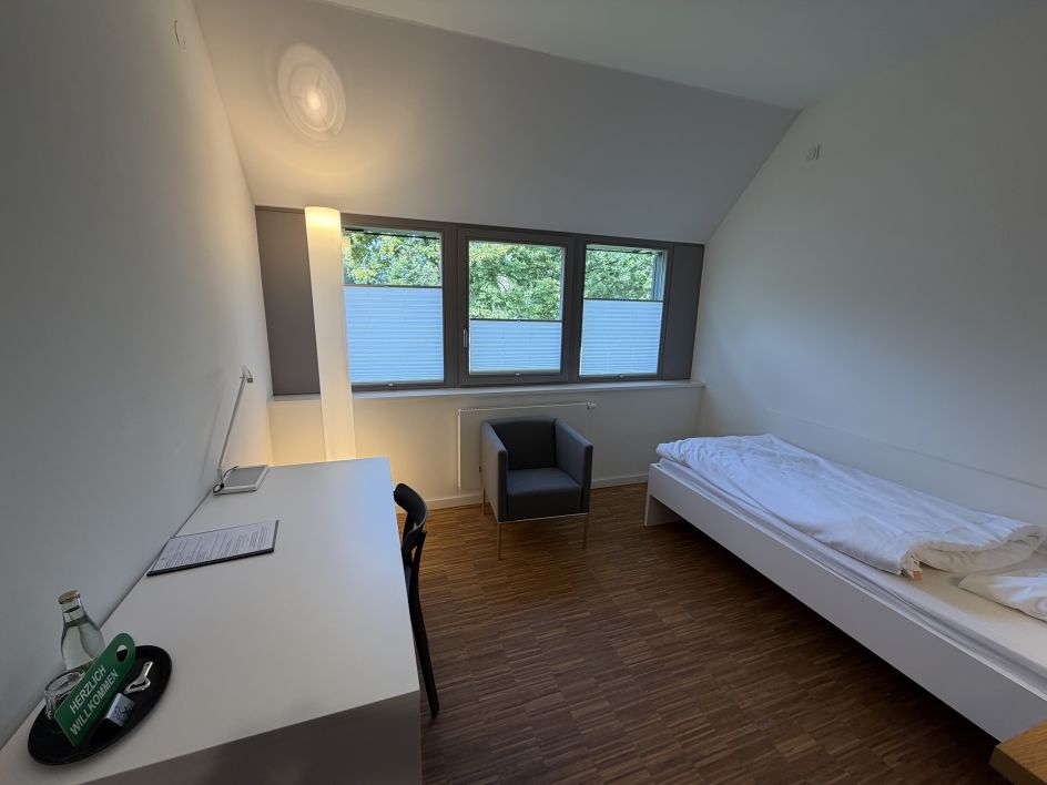 Rückenschule & Yoga Bremen - Bildungsurlaub 2027/Yoga & Wandern im historischen Kloster Loccum – Auszeit mit Bildungsurlaub