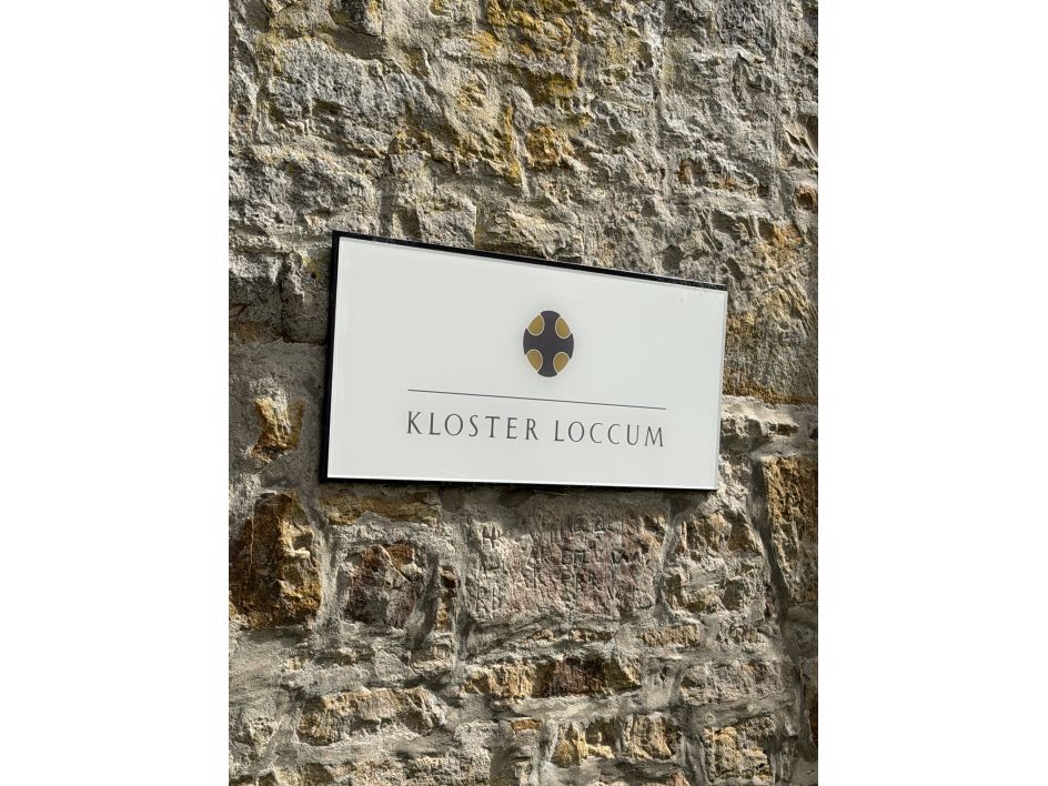 Rückenschule & Yoga Bremen - Bildungsurlaub 2027/Yoga & Wandern im historischen Kloster Loccum – Auszeit mit Bildungsurlaub
