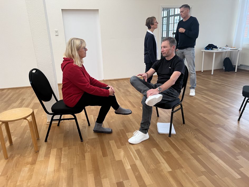 Resonanz Vincent & Zammit GbR - Bildungsurlaub Englisch lernen ganz anders, mit Resonanz! Intensivkurs in Darmstadt