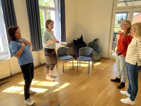 Resonanz Vincent & Zammit GbR - Bildungsurlaub Deutsch lernen ganz anders, mit Resonanz! Intensivkurs in Berlin / A completely different way to learn German! German intensive course in Berlin