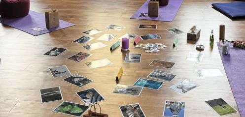 A wie achtsam - Bildungsurlaub Achtsamkeit & Stressbewältigung im Kloster: Methoden zur Steigerung von Konzentration und Resilienz im Berufsalltag. Sofortige Entschleunigung für gestresste Menschen.