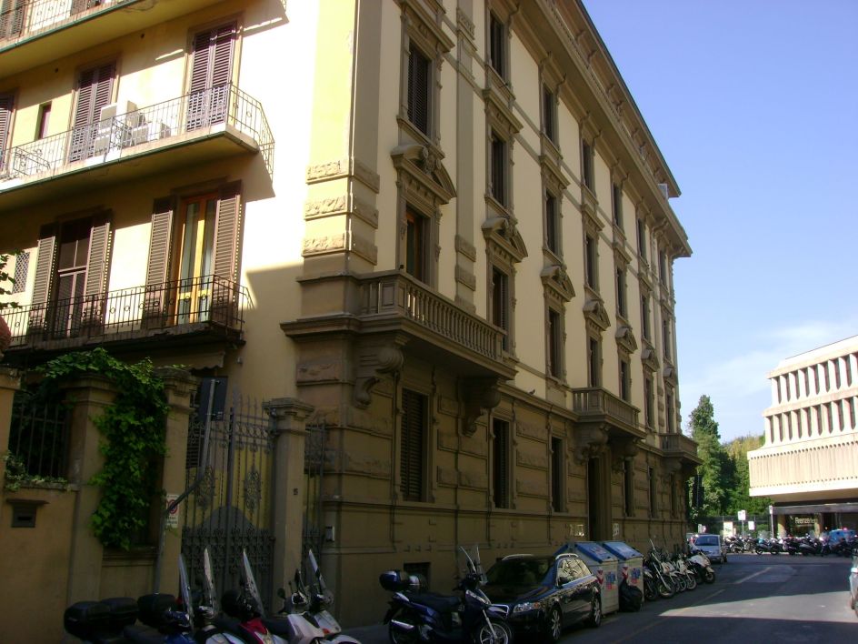 Linguaviva Educational Group - Bildungsurlaub Italian Language Course in Florence – 1 week (30 lessons)