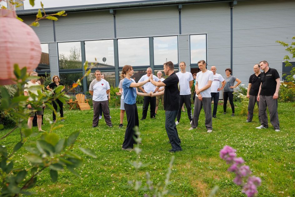 DURST-AKTIV - Bildungsurlaub “Stark im Beruf – Psychische Widerstandskraft “Resilienz” mit Achtsamkeit, Qigong und Tai Chi. Innere Stärke für äußeren Wandel: Resilienz als Schlüsselkompetenz