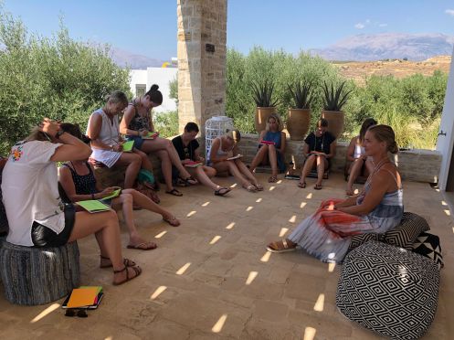 Villa Psili Retreats & Bildungsreisen - Bildungsurlaub LESS STRESS – Selbstführung, Resilienz und Stresskompetenz im Berufsalltag – Strategien zur nachhaltigen Sicherung der Arbeitsfähigkeit