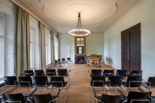 Praxis für Ayurveda Medizin & Yogatherapie - Bildungsurlaub Ressourcen stärken mit Yoga & Ayurveda – Bildungsurlaub für Resilienz und Stressbewältigung im Berufsalltag