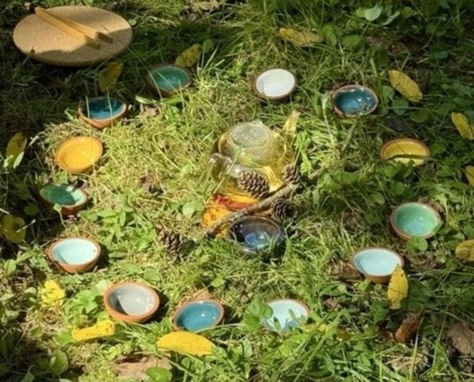 Praxis für Ayurveda Medizin & Yogatherapie - Bildungsurlaub Resilienz und Stressreduktion im Grünen – Yoga & Waldbaden für Beruf und Alltag