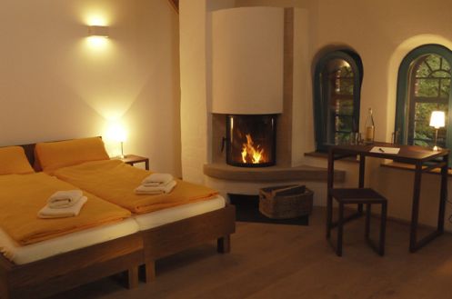 Praxis für Ayurveda Medizin & Yogatherapie - Bildungsurlaub Ressourcen stärken mit Yoga & Fasten – Bildungszeit für innere Stärke und Stressresilienz im Berufsalltag