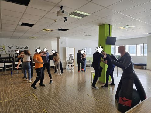 Alpha-Bonn Selbstverteidigungs Schule - Bildungsurlaub Rotenburg an der Fulda im November, Selbstverteidigung/Innere Kraft und äußere Stärke im Beruf und Alltag