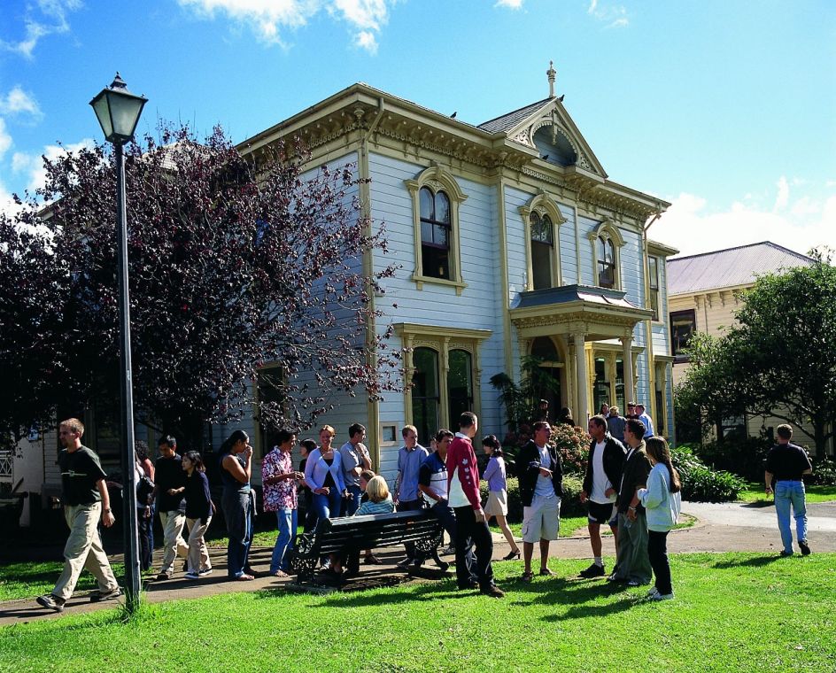 GLS Campus Berlin GmbH & Co. KG - Bildungsurlaub Bildungsurlaub Englisch in Auckland, Neuseeland (10 Tage, alle Sprachlevel) – GLS Sprachenzentrum