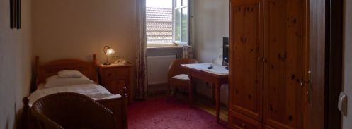 Om Shrim Om - Yoga Retreats und Bildungsurlaub - Bildungsurlaub Yoga, Achtsamkeit und Stressbewältigung, Rückengesundheit – Uckermark:  Seehotel Huberhof Seehausen