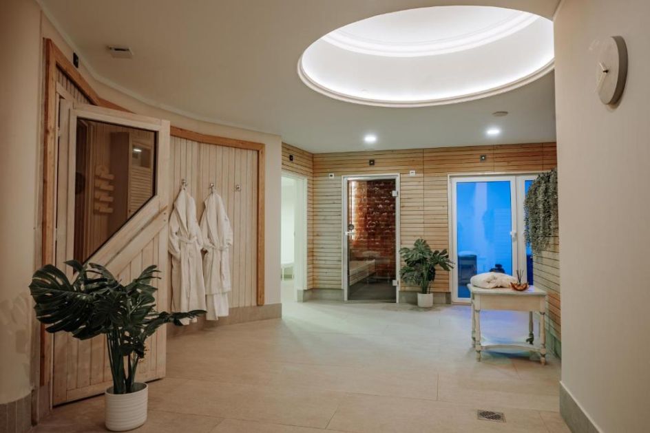 Om Shrim Om - Yoga Retreats und Bildungsurlaub - Bildungsurlaub Yoga, Achtsamkeit und Stressbewältigung, Rückengesundheit – direkt am Meer: Arkona Strandhotel in Binz