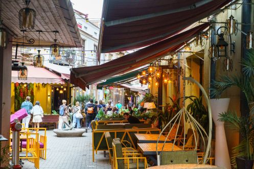 NOVAMOVA - Bildungsurlaub Russischkurs in Tiflis, Georgien (30 Lektionen pro Woche)