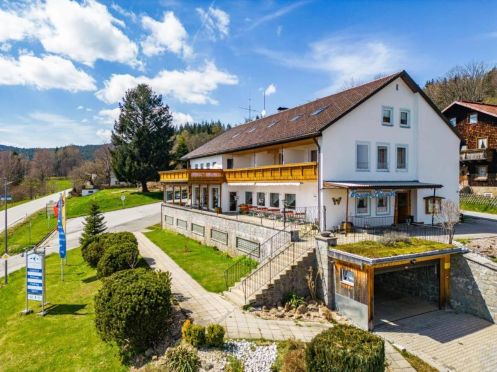 Let's Flow GmbH - Bildungsurlaub Wandern und Resilienz stärken in Bayerisch Eisenstein