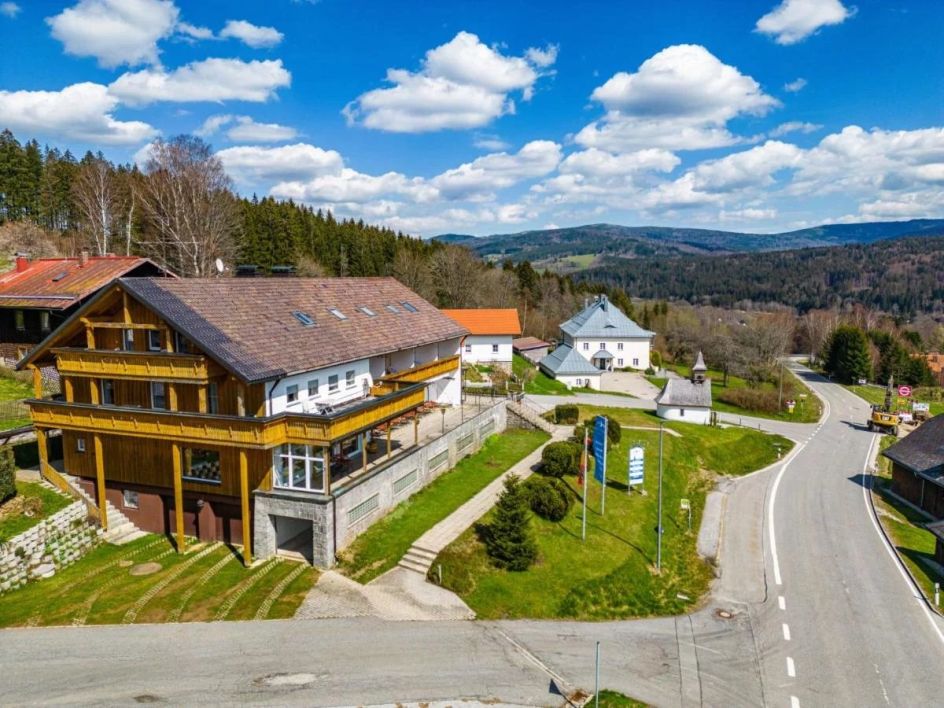 Let's Flow GmbH - Bildungsurlaub Wandern und Resilienz stärken in Bayerisch Eisenstein