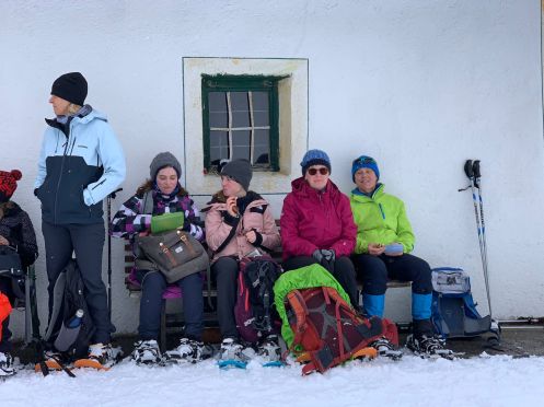 Let's Flow GmbH - Bildungsurlaub Schneeschuhwandern und Kommunikationsfähigkeit stärken in Kirchdorf / Tirol