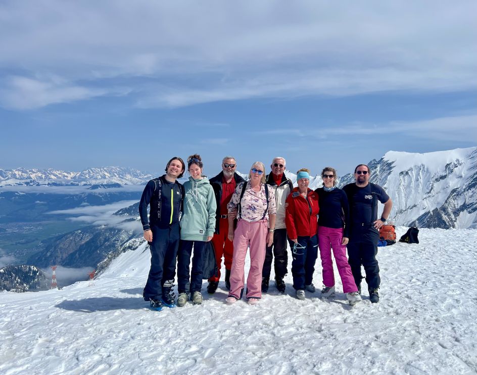 Let's Flow GmbH - Bildungsurlaub Skifahren und Kommunikationsfähigkeit stärken in Kaprun