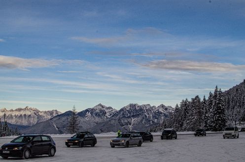 Let's Flow GmbH - Bildungsurlaub Skifahren und Kommunikationsfähigkeit stärken in Kaprun