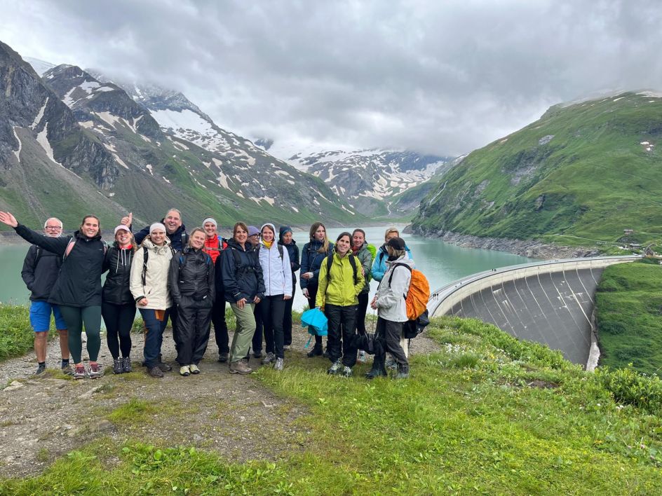 Let's Flow GmbH - Bildungsurlaub Wandern und Resilienz stärken in Kaprun