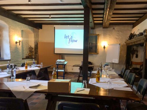 Let's Flow GmbH - Bildungsurlaub Wandern und Antistresstrainer*in werden in St. Johann