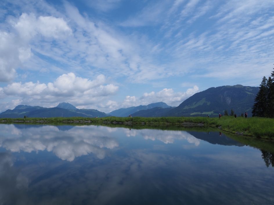 Let's Flow GmbH - Bildungsurlaub Wandern und Resilienz stärken in St. Johann