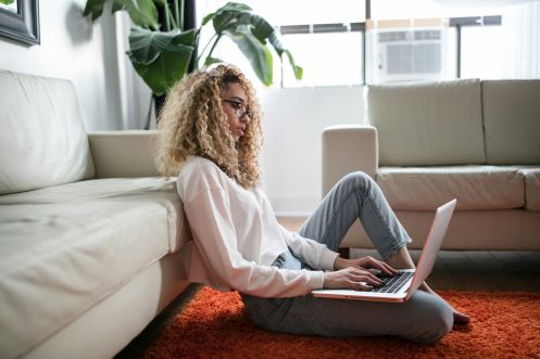 Let's Flow GmbH - Bildungsurlaub Online und Resilienz stärken (english version)