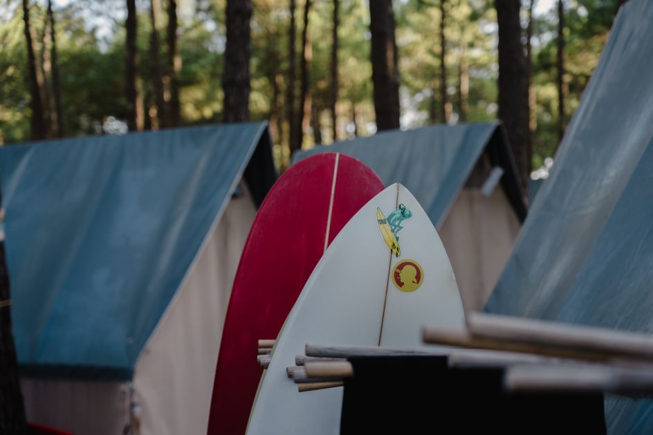 Let's Flow GmbH - Bildungsurlaub Surfen und Ressourcen bewusst nutzen in Carcans Plage