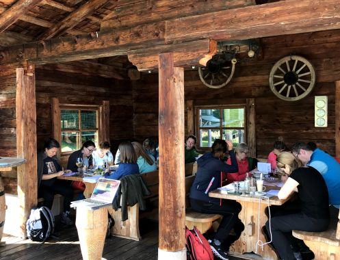 Let's Flow GmbH - Bildungsurlaub Wandern und Selbstwahrnehmung schärfen in St. Johann