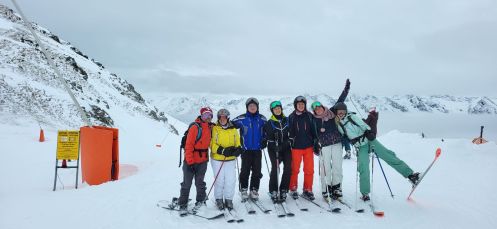 Let's Flow GmbH - Bildungsurlaub Skifahren und Selbstwahrnehmung schärfen in TUX