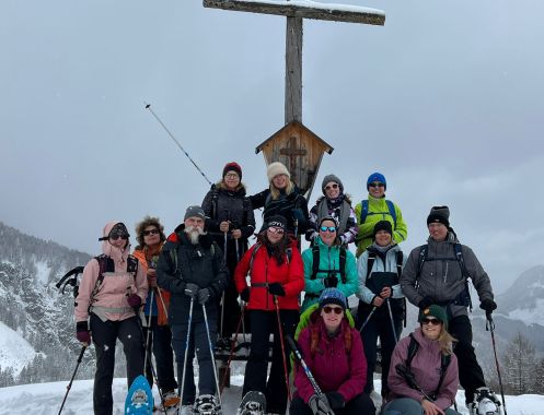 Let's Flow GmbH - Bildungsurlaub Schneeschuhwandern und Resilienz stärken in Kirchdorf / Tirol