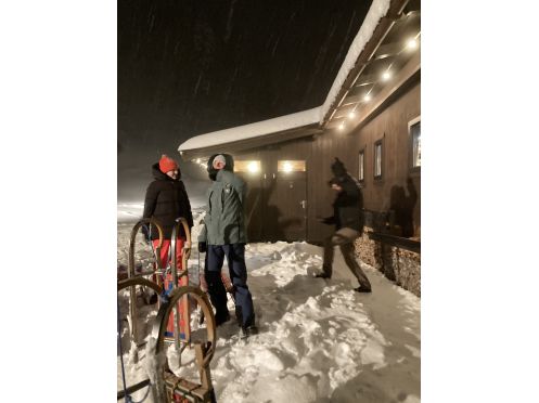 Let's Flow GmbH - Bildungsurlaub Schneeschuhwandern und Resilienz stärken in Kirchdorf / Tirol