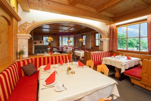 Let's Flow GmbH - Bildungsurlaub Schneeschuhwandern und Resilienz stärken in Kirchdorf / Tirol