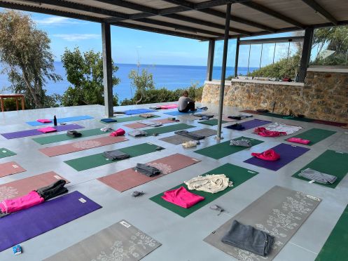 SAKTI YOGA - Bildungsurlaub Yoga Woche auf Kreta vom 16.10.-23.10.2027