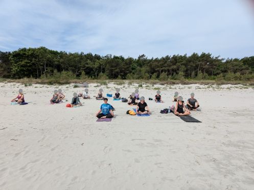 Institut für gesundes Arbeiten - Bildungsurlaub Yoga am Arbeitsplatz – Ausgleichsübungen mit Yoga