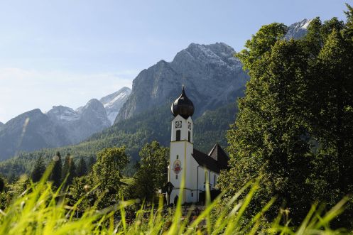 Naturheilpraxis & Yogaschule am Hengstbach - Bildungsurlaub Wandern & Yoga in Grainau / Zugspitze