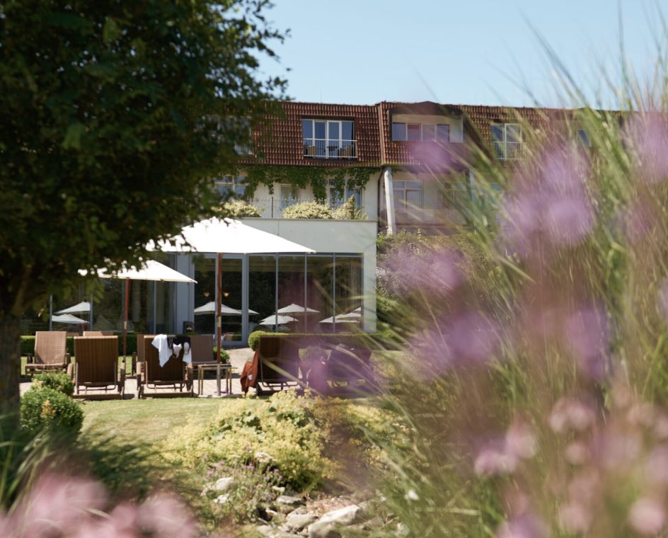 Naturheilpraxis & Yogaschule am Hengstbach - Bildungsurlaub Yoga, Atem & Meditation im 4*Wellnesshotel / Westerwald