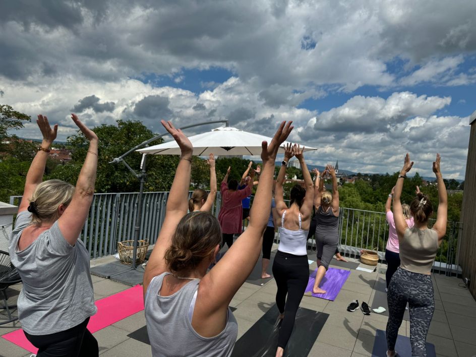upskill'd - Bildungsurlaub “Mit dir geht’s up!” Dein ganzheitlicher Allrounder für Ernährung, Stressmanagement/Resilienz und Bewegung (Yoga) im Mainzer Zollhafen