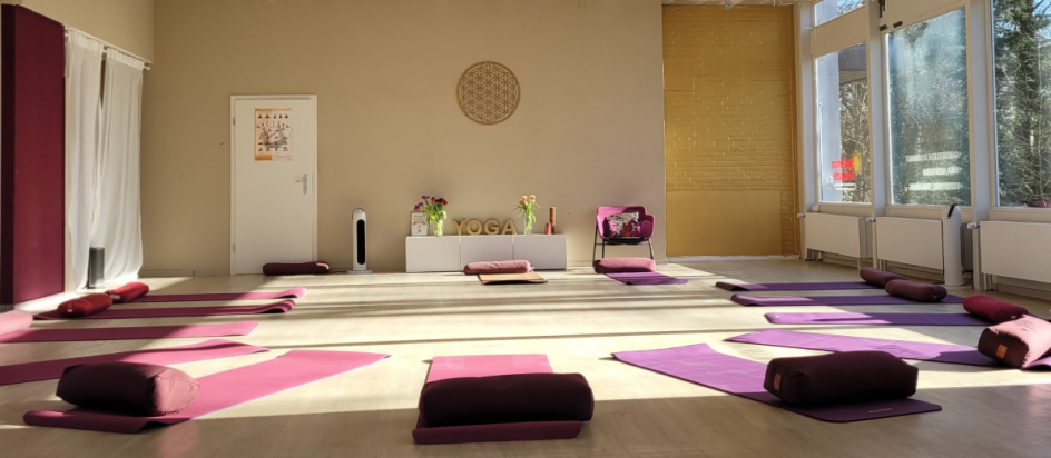 Yogazentrum Travemünde - Bildungsurlaub 200h Yogalehrerausbildung Kompakt in Travemünde an der Ostsee